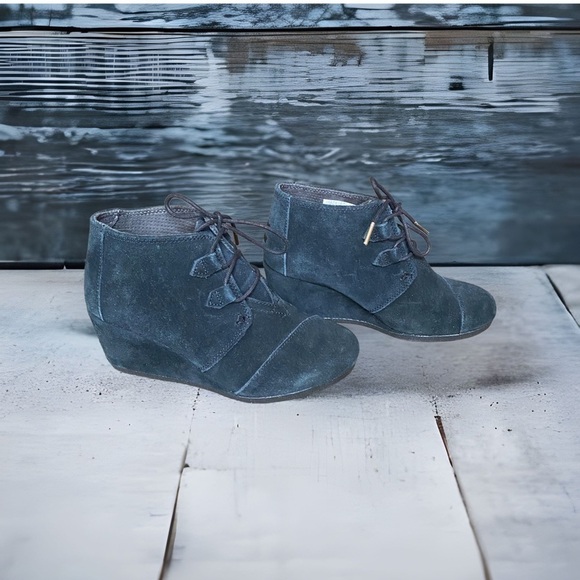 Toms Black Suede Wedge Booties - Picture 3 of 6